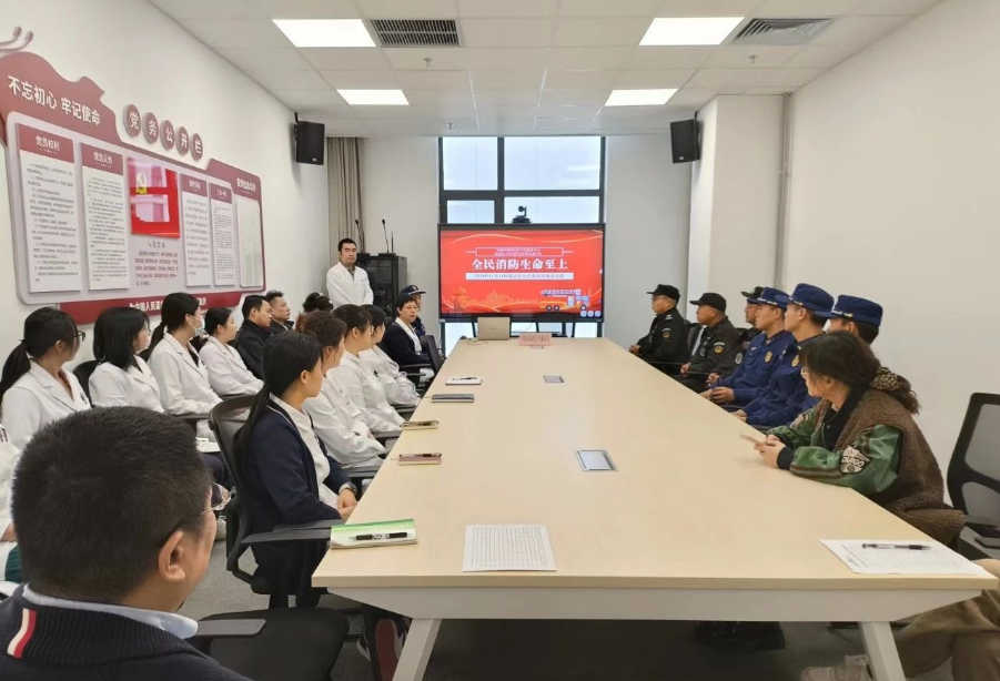 全民消防 生命至上--滨海高新物业公司组织开展消防宣传月主题活动